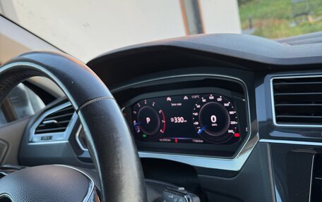 Volkswagen Tiguan II, 2019 год, 2 700 000 рублей, 9 фотография