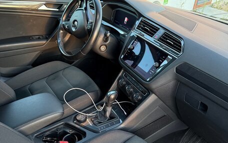 Volkswagen Tiguan II, 2019 год, 2 700 000 рублей, 5 фотография