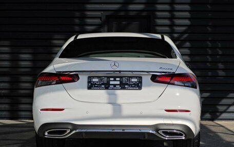 Mercedes-Benz E-Класс, 2021 год, 4 200 000 рублей, 6 фотография