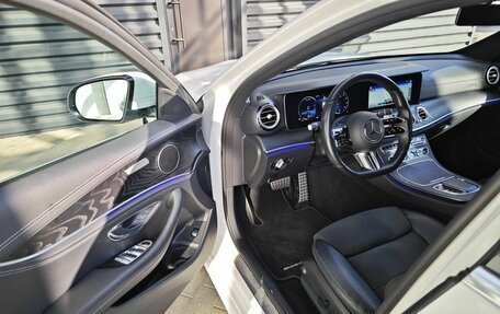 Mercedes-Benz E-Класс, 2021 год, 4 200 000 рублей, 18 фотография