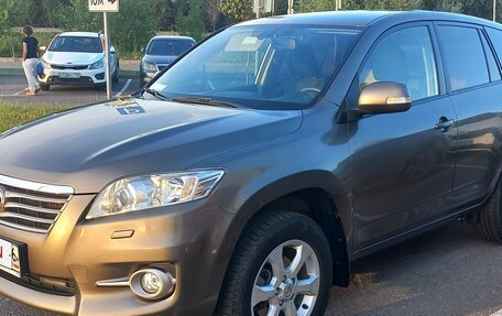 Toyota RAV4, 2011 год, 1 530 000 рублей, 6 фотография