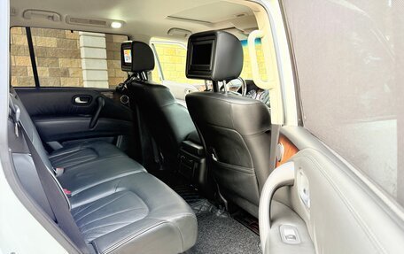 Infiniti QX56, 2013 год, 1 850 000 рублей, 12 фотография
