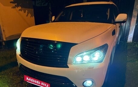 Infiniti QX56, 2013 год, 1 850 000 рублей, 18 фотография