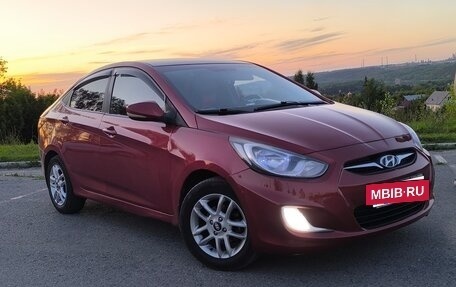 Hyundai Solaris II рестайлинг, 2012 год, 669 000 рублей, 10 фотография