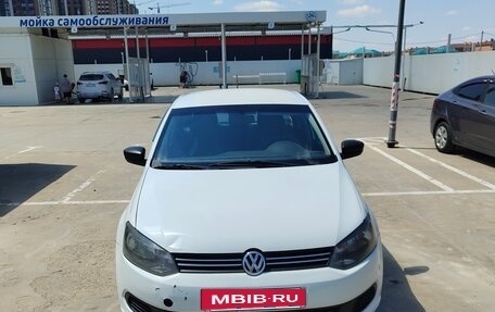Volkswagen Polo VI (EU Market), 2014 год, 790 000 рублей, 3 фотография