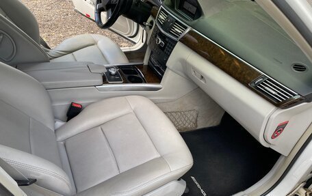Mercedes-Benz E-Класс, 2013 год, 1 300 000 рублей, 12 фотография