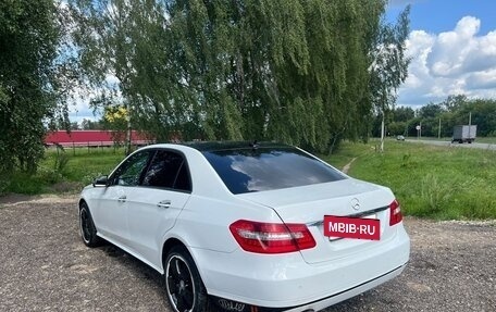 Mercedes-Benz E-Класс, 2013 год, 1 300 000 рублей, 6 фотография