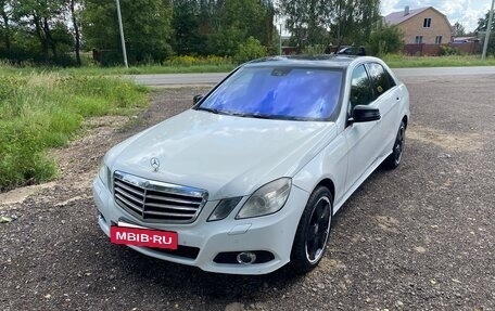 Mercedes-Benz E-Класс, 2013 год, 1 300 000 рублей, 16 фотография