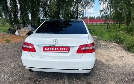 Mercedes-Benz E-Класс, 2013 год, 1 300 000 рублей, 5 фотография