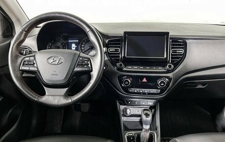 Hyundai Solaris II рестайлинг, 2021 год, 1 747 000 рублей, 12 фотография