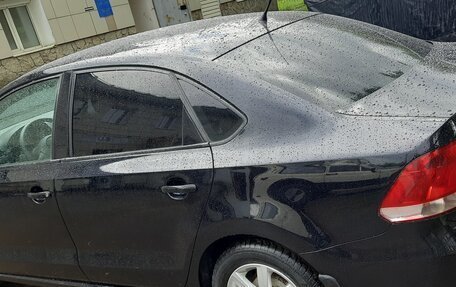 Volkswagen Polo VI (EU Market), 2011 год, 600 000 рублей, 2 фотография