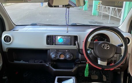 Toyota Passo III, 2010 год, 800 000 рублей, 11 фотография