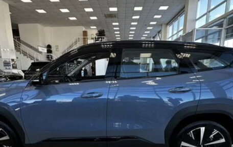 Geely Atlas, 2025 год, 2 500 000 рублей, 3 фотография