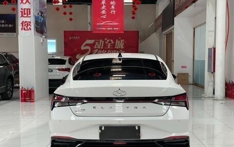 Hyundai Avante, 2022 год, 1 650 000 рублей, 6 фотография