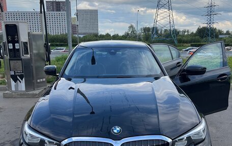 BMW 3 серия, 2020 год, 2 950 000 рублей, 38 фотография