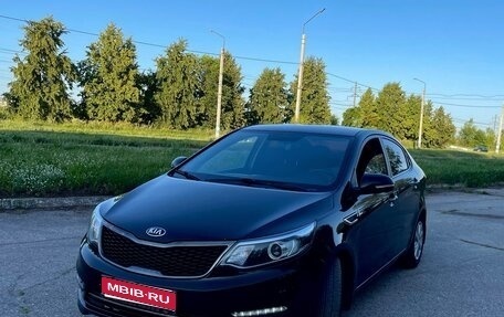 KIA Rio III рестайлинг, 2016 год, 820 000 рублей, 1 фотография