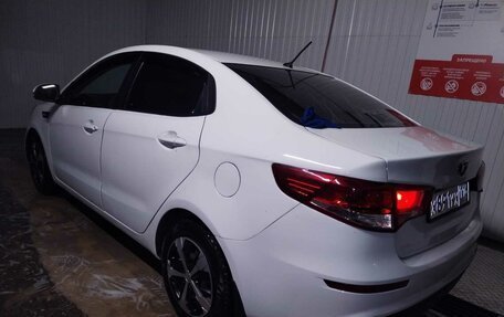 KIA Rio III рестайлинг, 2016 год, 820 000 рублей, 3 фотография