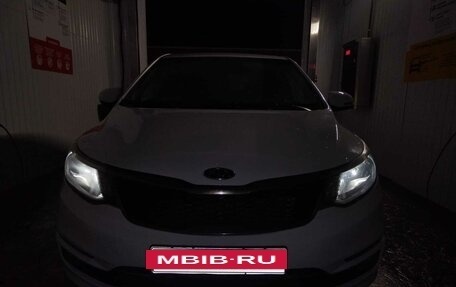 KIA Rio III рестайлинг, 2016 год, 820 000 рублей, 10 фотография