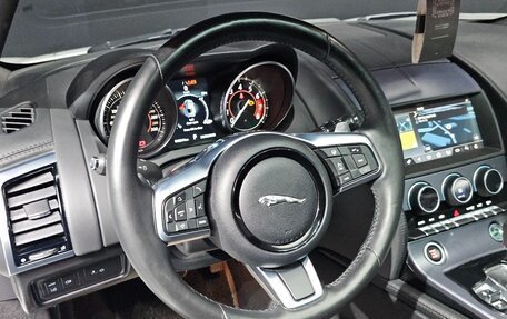 Jaguar F-Type I рестайлинг 2, 2020 год, 3 300 000 рублей, 13 фотография