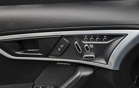 Jaguar F-Type I рестайлинг 2, 2020 год, 3 300 000 рублей, 18 фотография