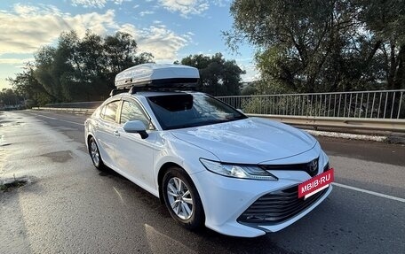 Toyota Camry, 2019 год, 2 150 000 рублей, 10 фотография
