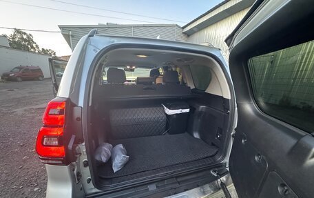 Toyota Land Cruiser Prado 150 рестайлинг 2, 2018 год, 5 100 000 рублей, 8 фотография