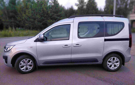 Renault Express, 2023 год, 3 300 000 рублей, 3 фотография
