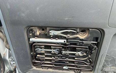 Toyota Land Cruiser Prado 120 рестайлинг, 2005 год, 1 255 000 рублей, 16 фотография