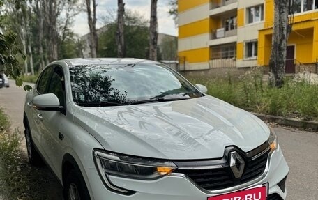 Renault Arkana I, 2021 год, 1 680 000 рублей, 2 фотография
