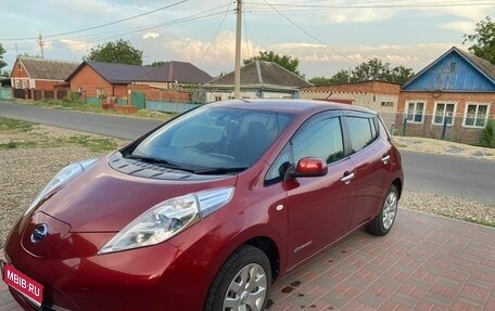 Nissan Leaf I, 2013 год, 650 000 рублей, 1 фотография