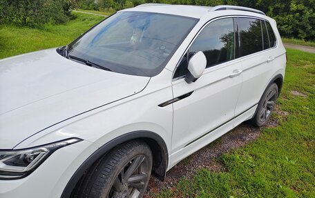Volkswagen Tiguan II, 2021 год, 3 490 000 рублей, 3 фотография