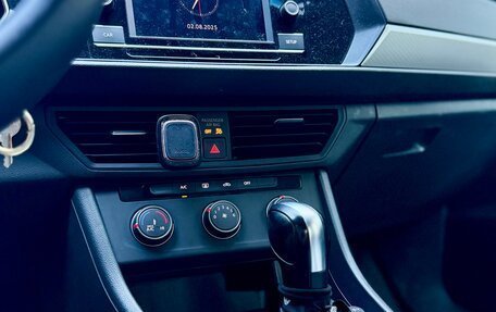 Volkswagen Jetta VII, 2019 год, 1 880 000 рублей, 4 фотография