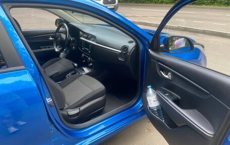 KIA Rio IV, 2017 год, 1 390 000 рублей, 7 фотография