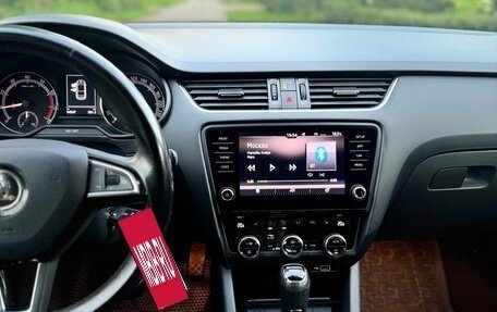 Skoda Octavia, 2018 год, 1 850 000 рублей, 2 фотография