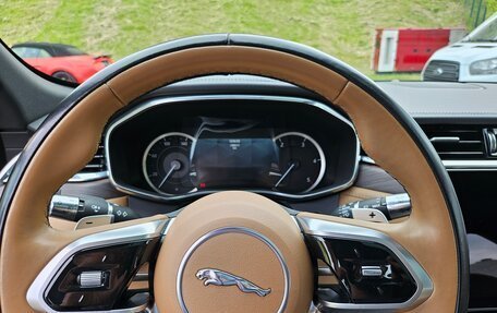 Jaguar F-Pace, 2021 год, 5 384 000 рублей, 27 фотография
