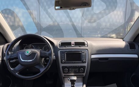 Skoda Octavia, 2010 год, 980 000 рублей, 2 фотография