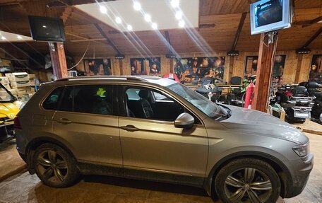 Volkswagen Tiguan I, 2017 год, 2 050 000 рублей, 6 фотография