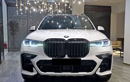 BMW X7, 2021 год, 6 979 000 рублей, 2 фотография