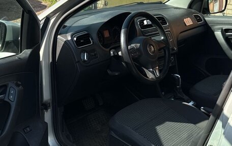 Volkswagen Polo VI (EU Market), 2011 год, 870 000 рублей, 6 фотография