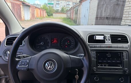 Volkswagen Polo VI (EU Market), 2011 год, 870 000 рублей, 10 фотография