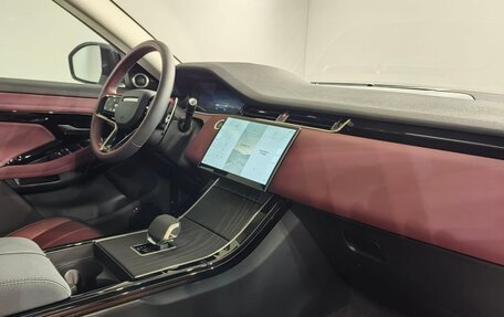 Land Rover Range Rover Evoque II, 2024 год, 6 700 000 рублей, 17 фотография