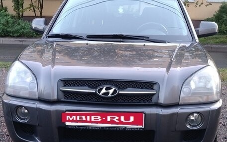 Hyundai Tucson III, 2008 год, 675 000 рублей, 3 фотография