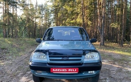 Chevrolet Niva I рестайлинг, 2005 год, 355 000 рублей, 2 фотография