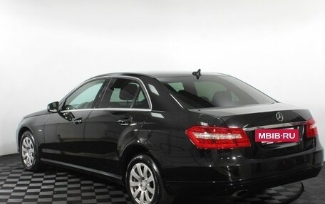 Mercedes-Benz E-Класс, 2011 год, 1 175 000 рублей, 8 фотография
