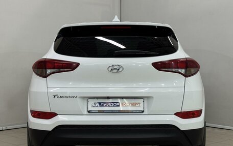 Hyundai Tucson III, 2017 год, 1 999 000 рублей, 6 фотография