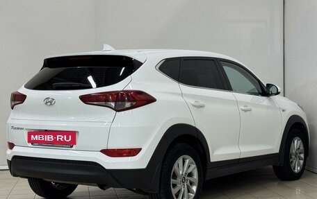 Hyundai Tucson III, 2017 год, 1 999 000 рублей, 9 фотография