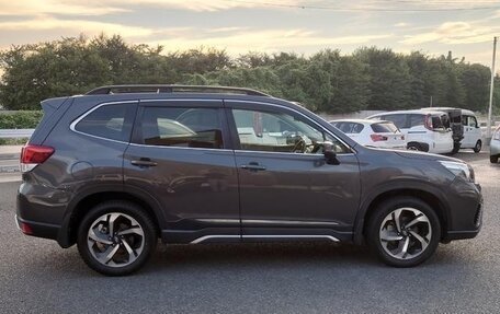 Subaru Forester, 2021 год, 2 220 000 рублей, 6 фотография