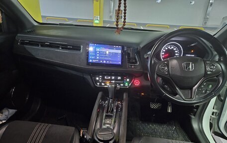 Honda Vezel, 2019 год, 2 200 000 рублей, 4 фотография