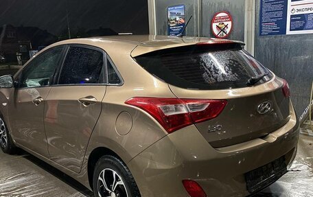 Hyundai i30 II рестайлинг, 2013 год, 650 000 рублей, 3 фотография