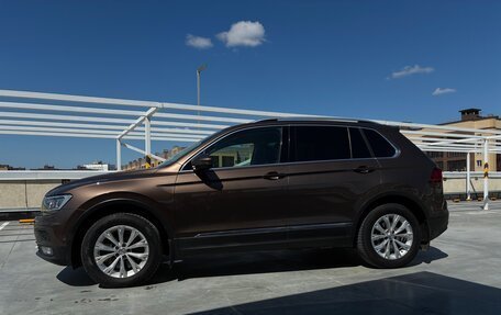 Volkswagen Tiguan II, 2017 год, 2 499 000 рублей, 6 фотография